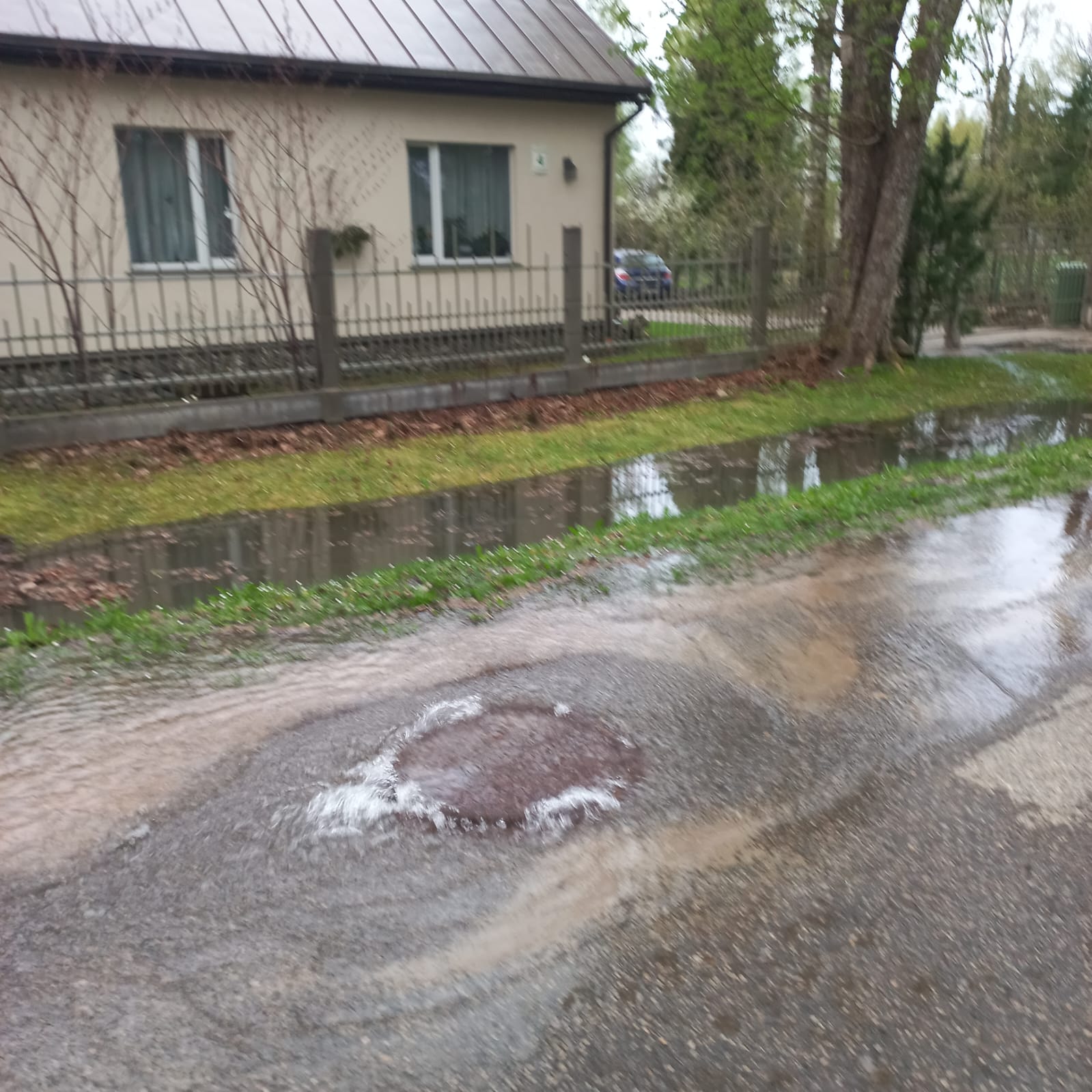 Ūdensvada avārija Viestura ielā, Siguldā