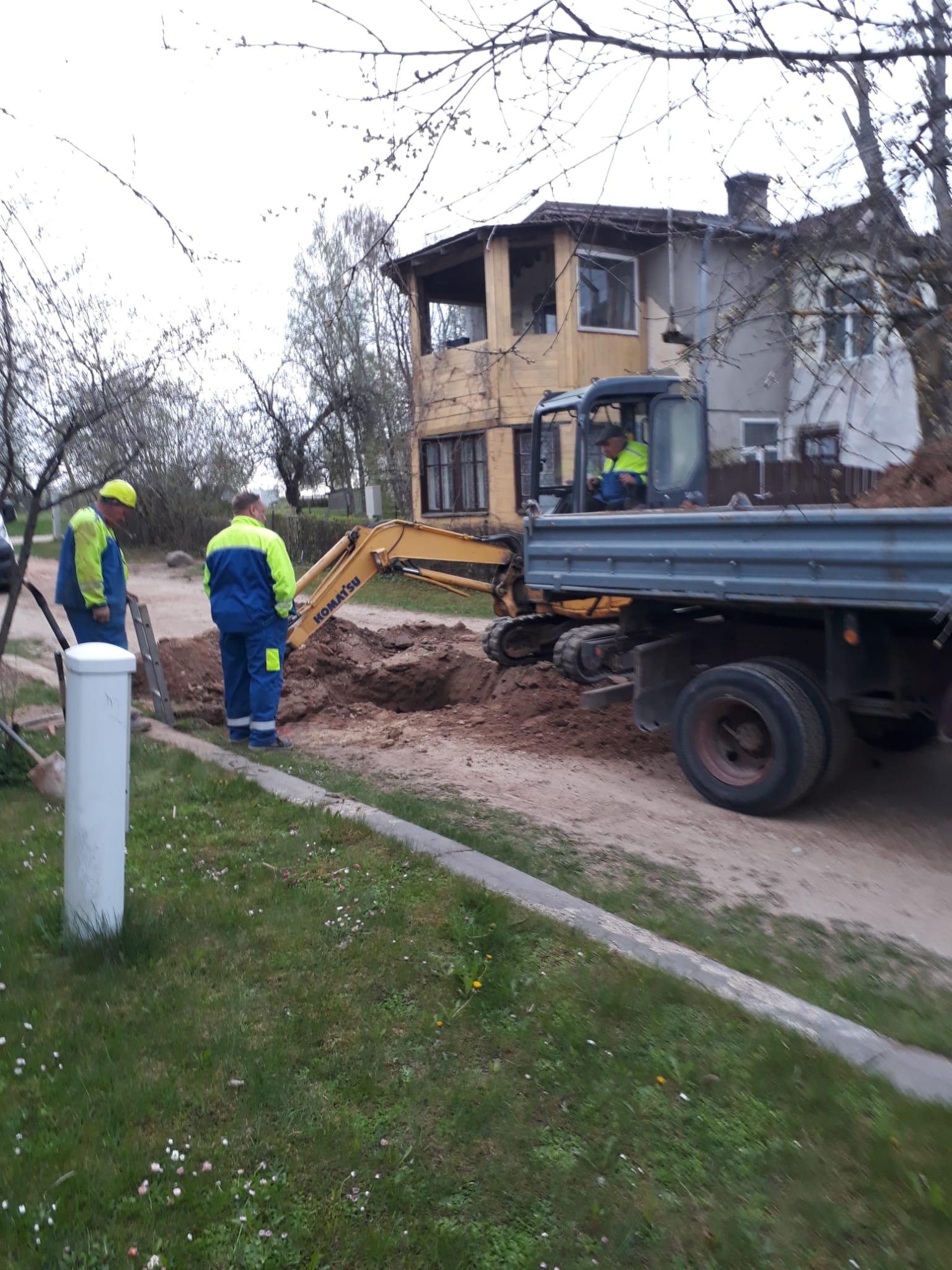 Komunikciju izbves darbi Saules iel, Siguld