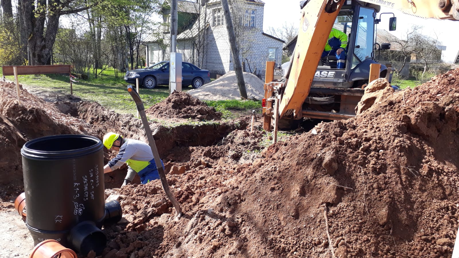 densvada pievada un sadzves kanalizcijas atzara izbve Alksnes iel, Siguld